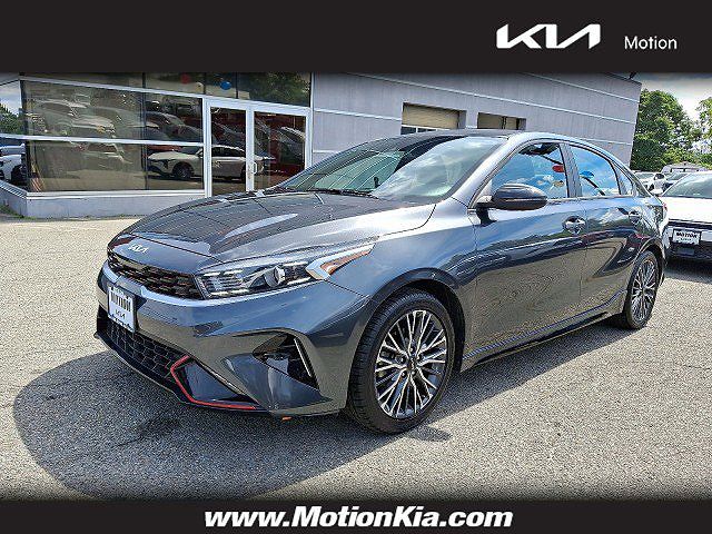 2022 Kia Forte GT-Line photo 11