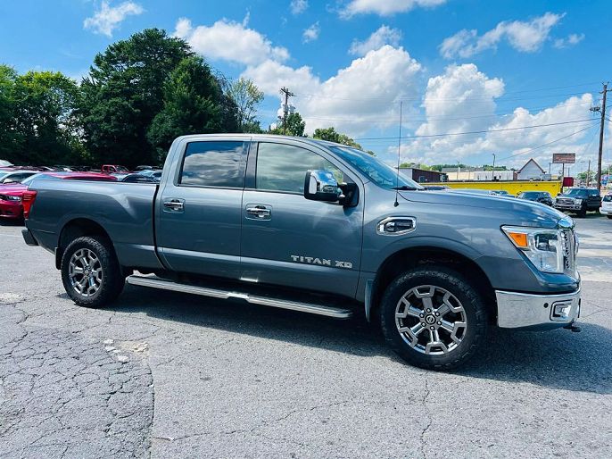2017 Nissan Titan XD