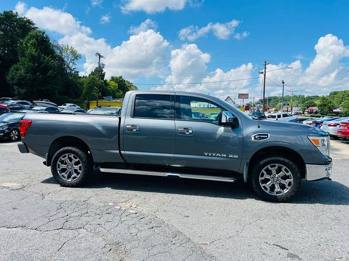 2017 Nissan Titan XD