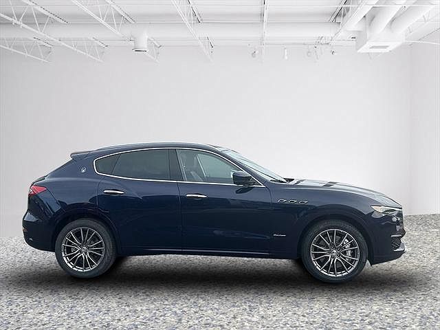 2020 Maserati Levante S image 0