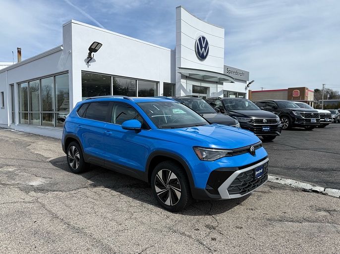 2025 Volkswagen Taos