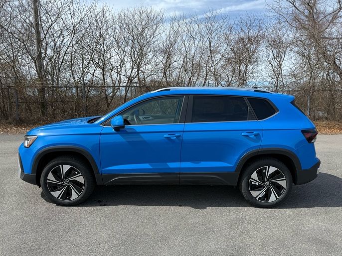 2025 Volkswagen Taos