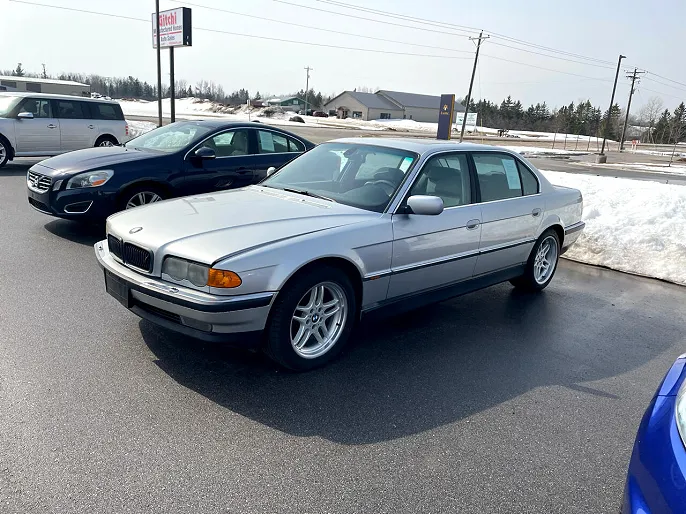 2000 BMW 7 Series