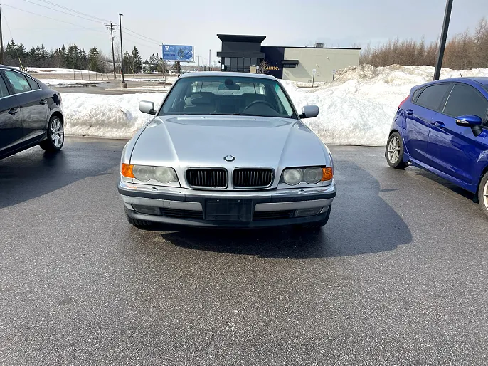 2000 BMW 7 Series