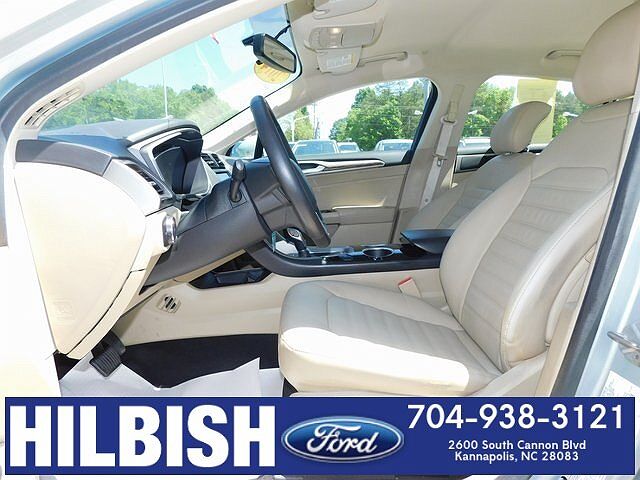 2014 Ford Fusion SE image 6