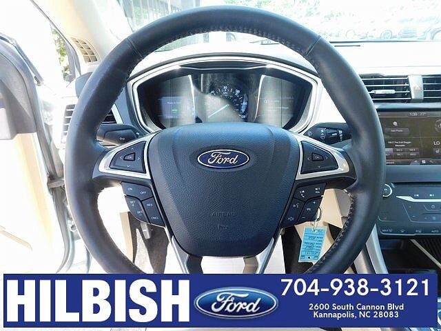 2014 Ford Fusion SE image 7