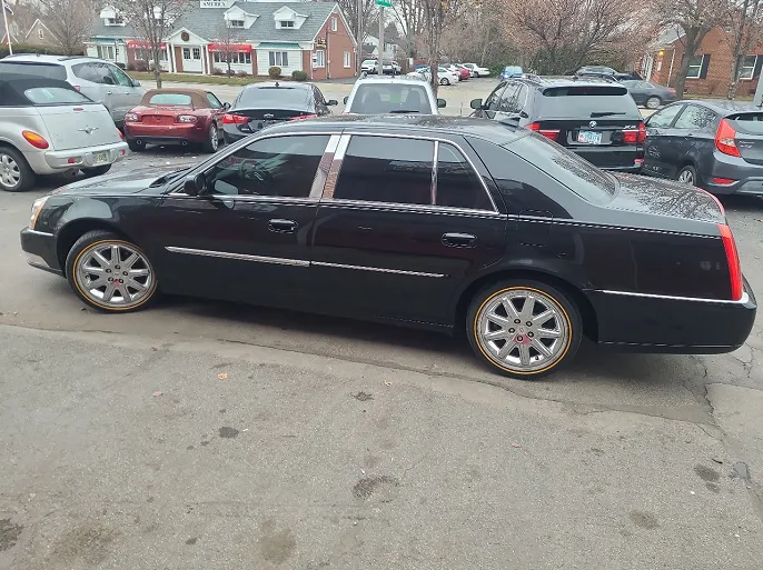 2011 Cadillac DTS