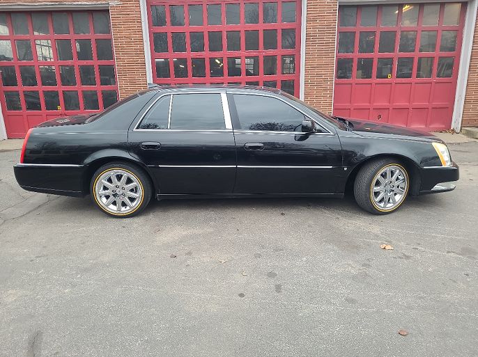 2011 Cadillac DTS