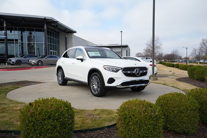 2026 Mercedes-Benz GLC