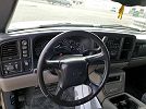 2001 Chevrolet Tahoe LS image 12