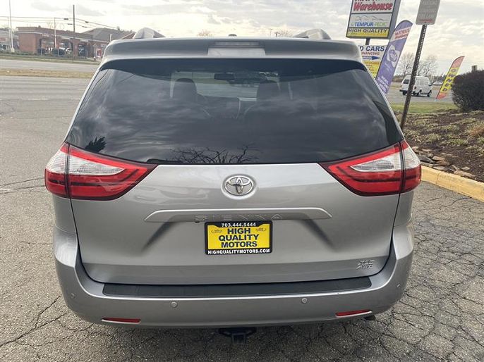 2017 Toyota Sienna