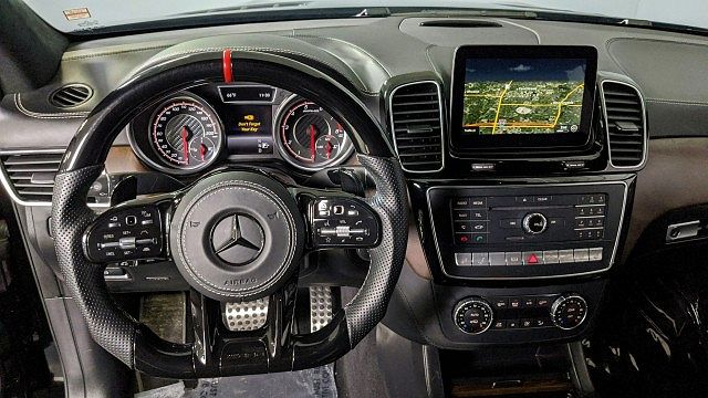 2016 Mercedes-Benz GLE 63 AMG image 18