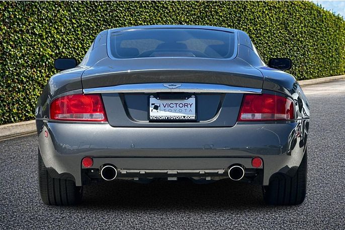 2004 Aston Martin V12 Vanquish