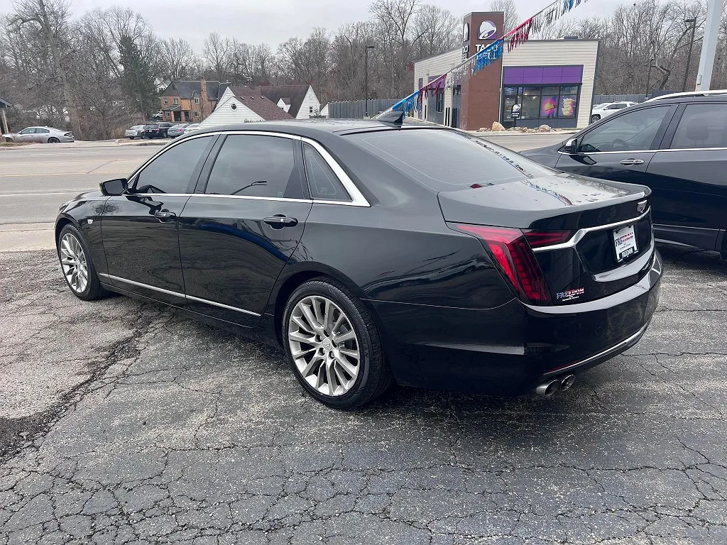 2019 Cadillac CT6 Luxury image 2