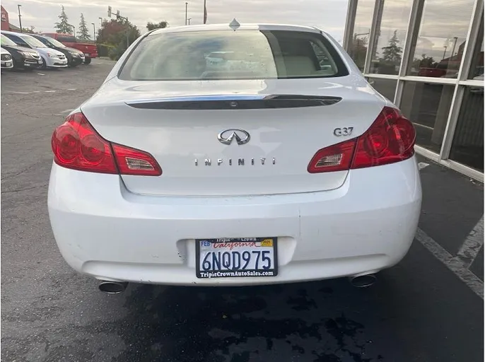 2009 Infiniti G37