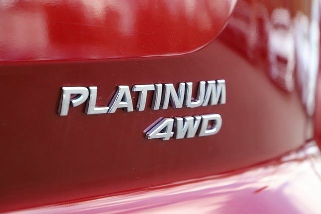 2022 Nissan Pathfinder Platinum image 5