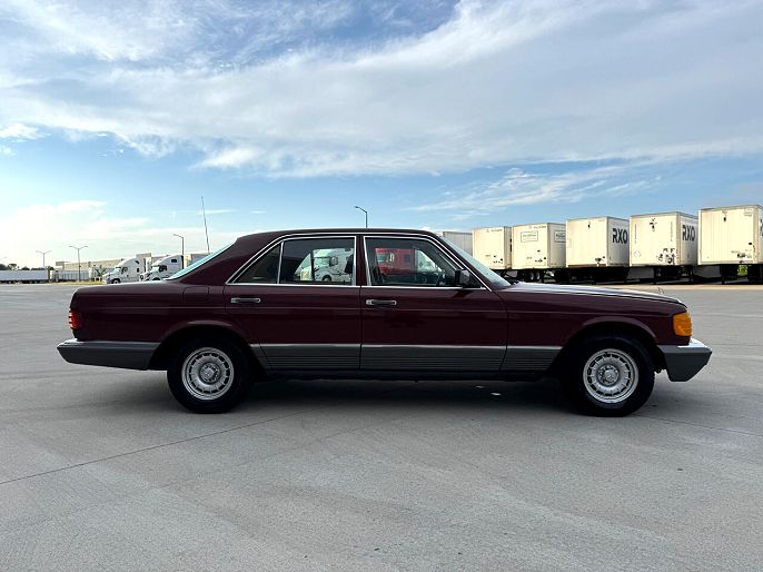 1984 Mercedes-Benz 380