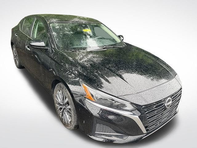 2025 Nissan Altima