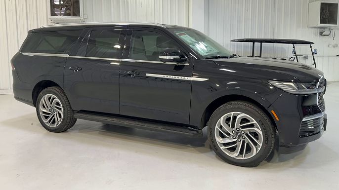 2026 Lincoln Navigator L