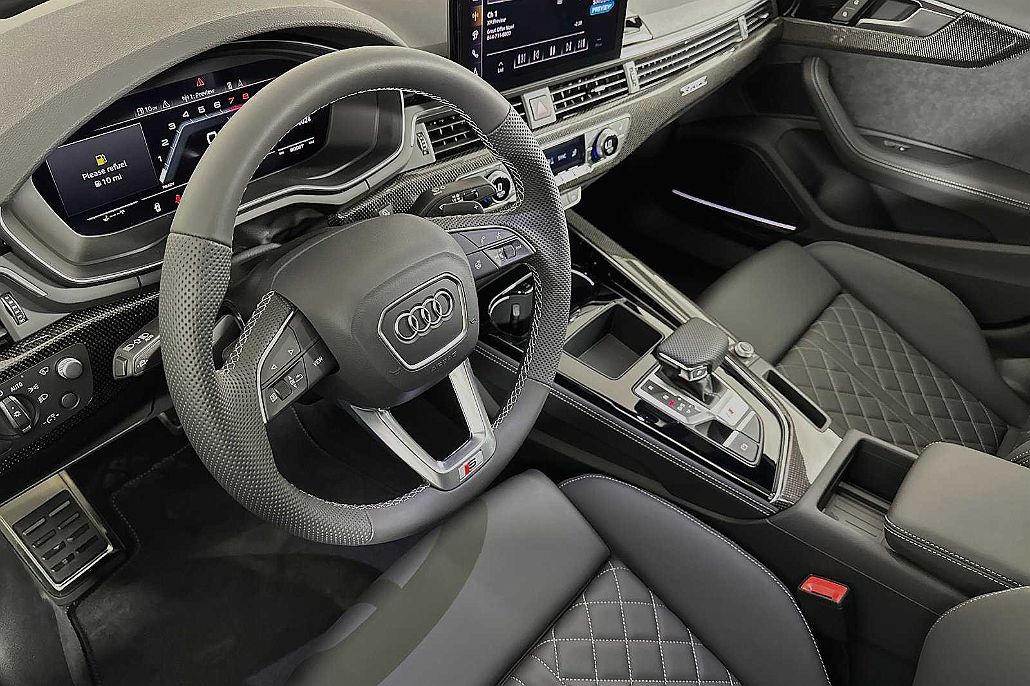 2024 Audi S4 Prestige image 5