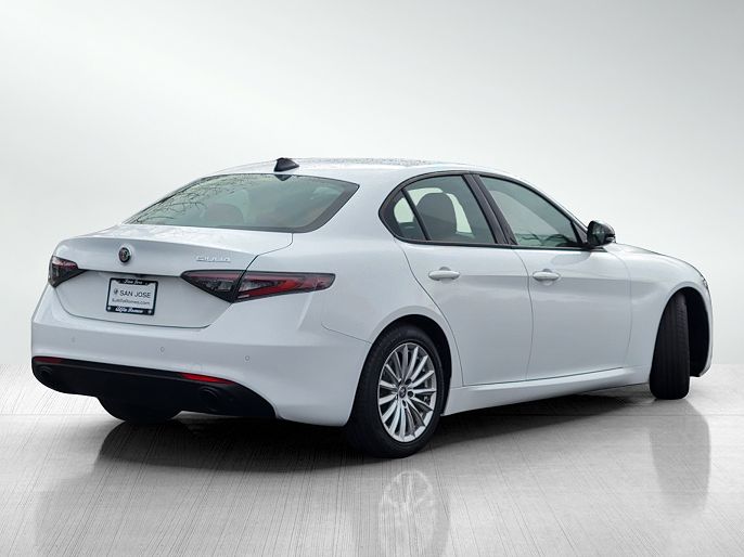 2024 Alfa Romeo Giulia