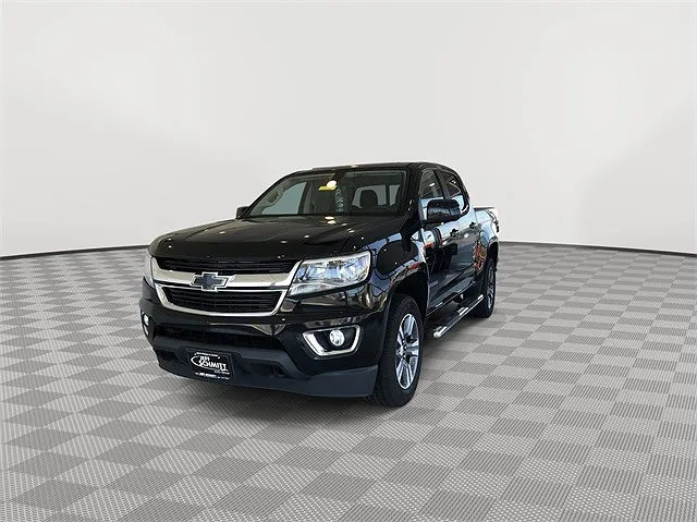 2017 Chevrolet Colorado LT image 3