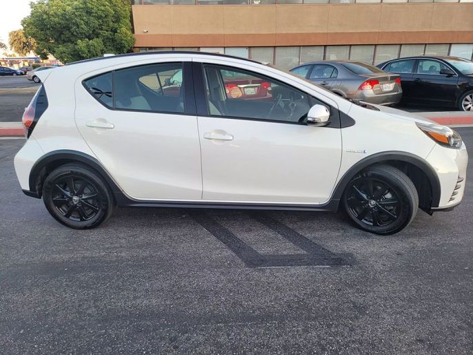 2018 Toyota Prius c