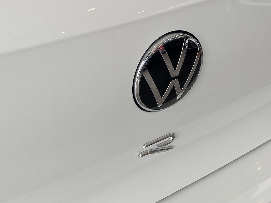 2024 Volkswagen Golf null image 5