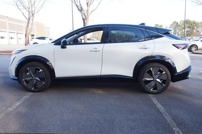 2025 Nissan Ariya
