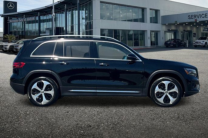 2025 Mercedes-Benz GLB