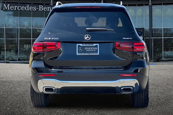 2025 Mercedes-Benz GLB