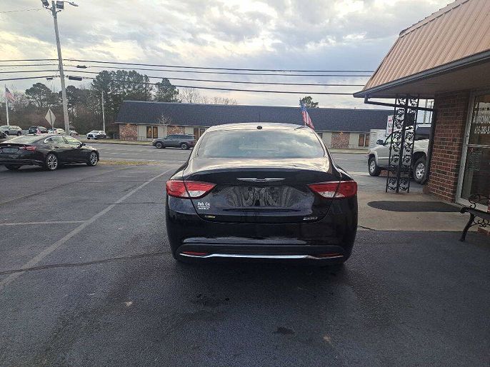 2015 Chrysler 200