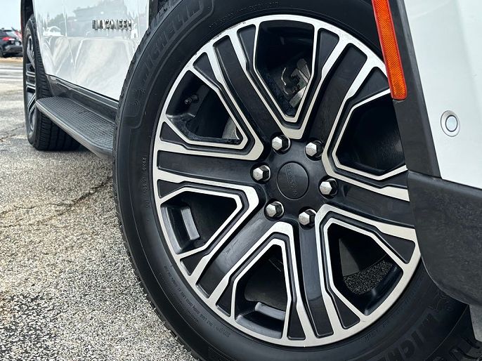 2022 Jeep Wagoneer