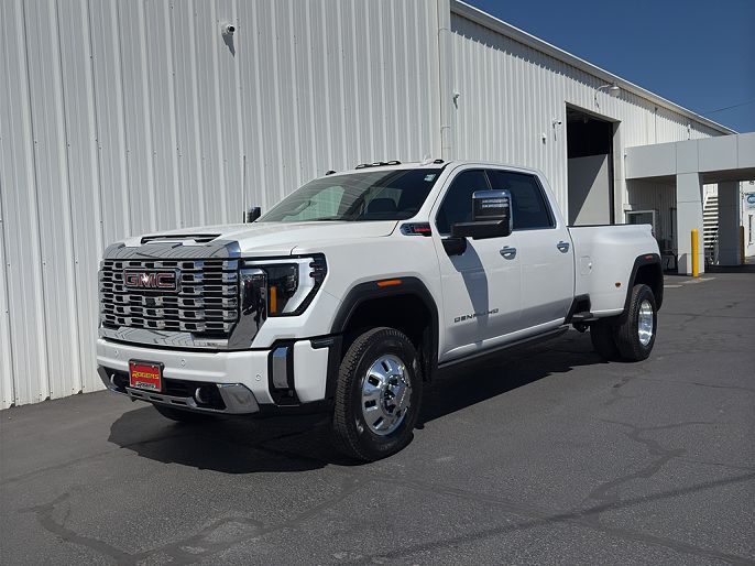 2025 GMC Sierra 3500HD