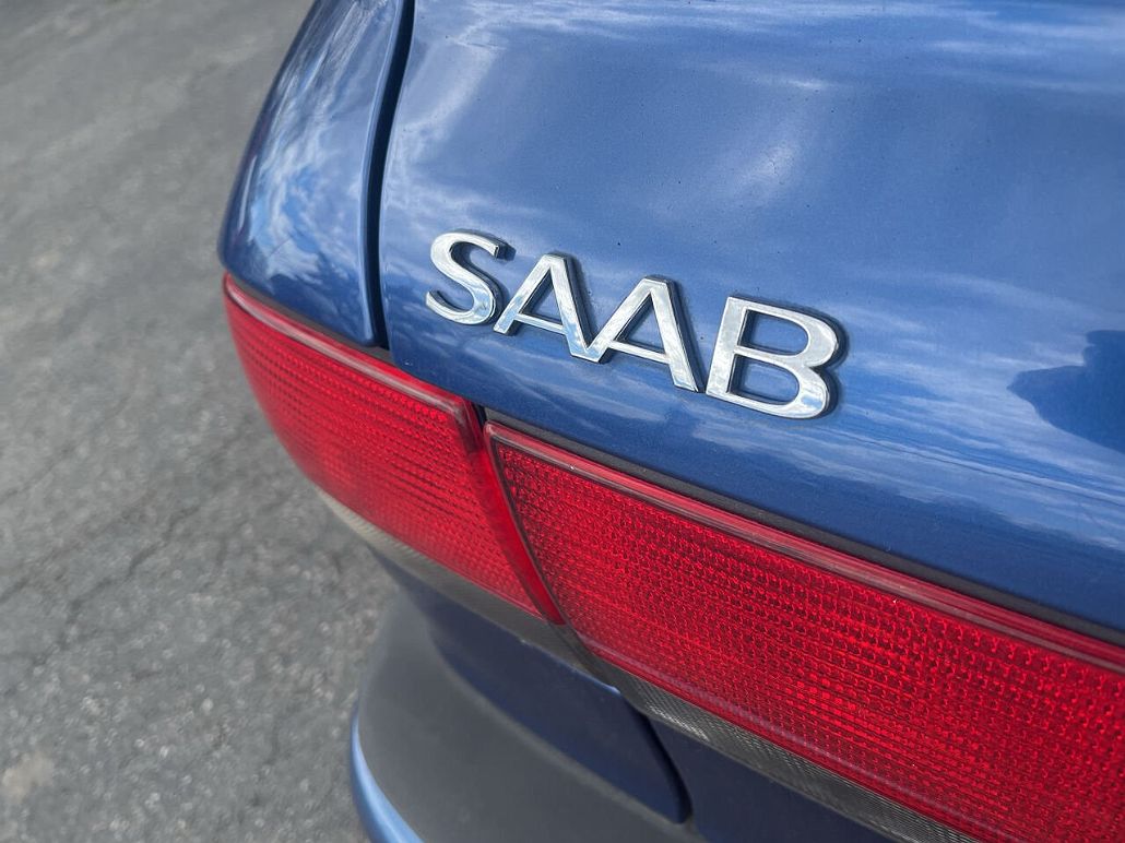 2003 Saab 9-3 SE image 4