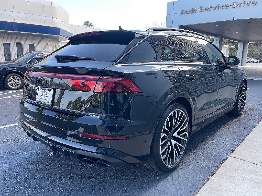 2026 Audi SQ8