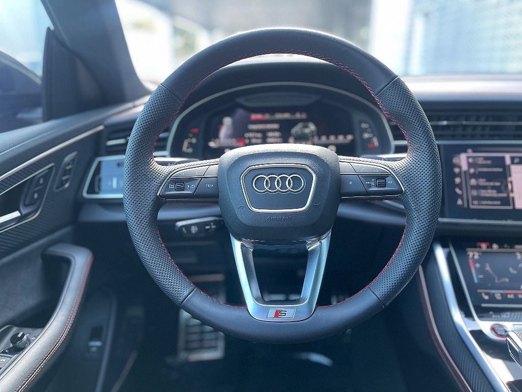 2026 Audi SQ8