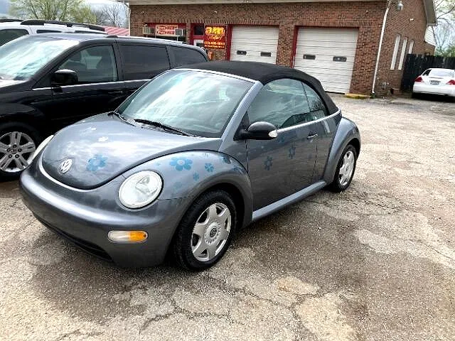 2004 Volkswagen New Beetle GL image 0
