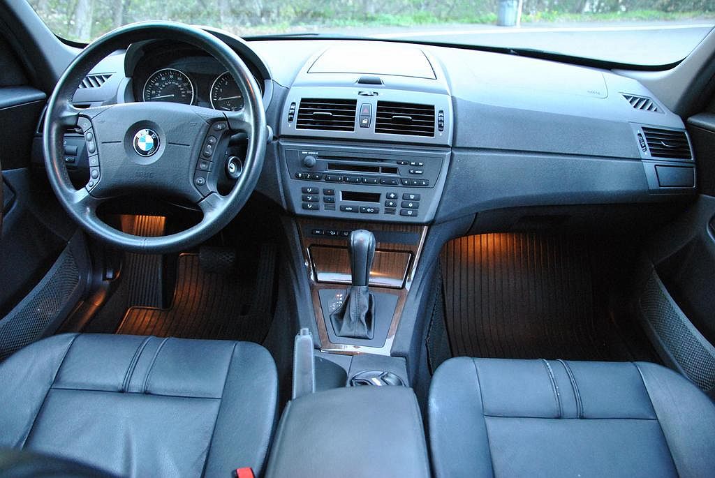 2004 BMW X3 3.0i image 12