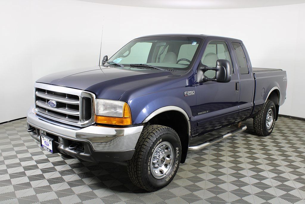 2001 Ford F-250 null image 2
