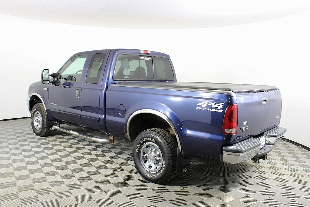 2001 Ford F-250 null image 3