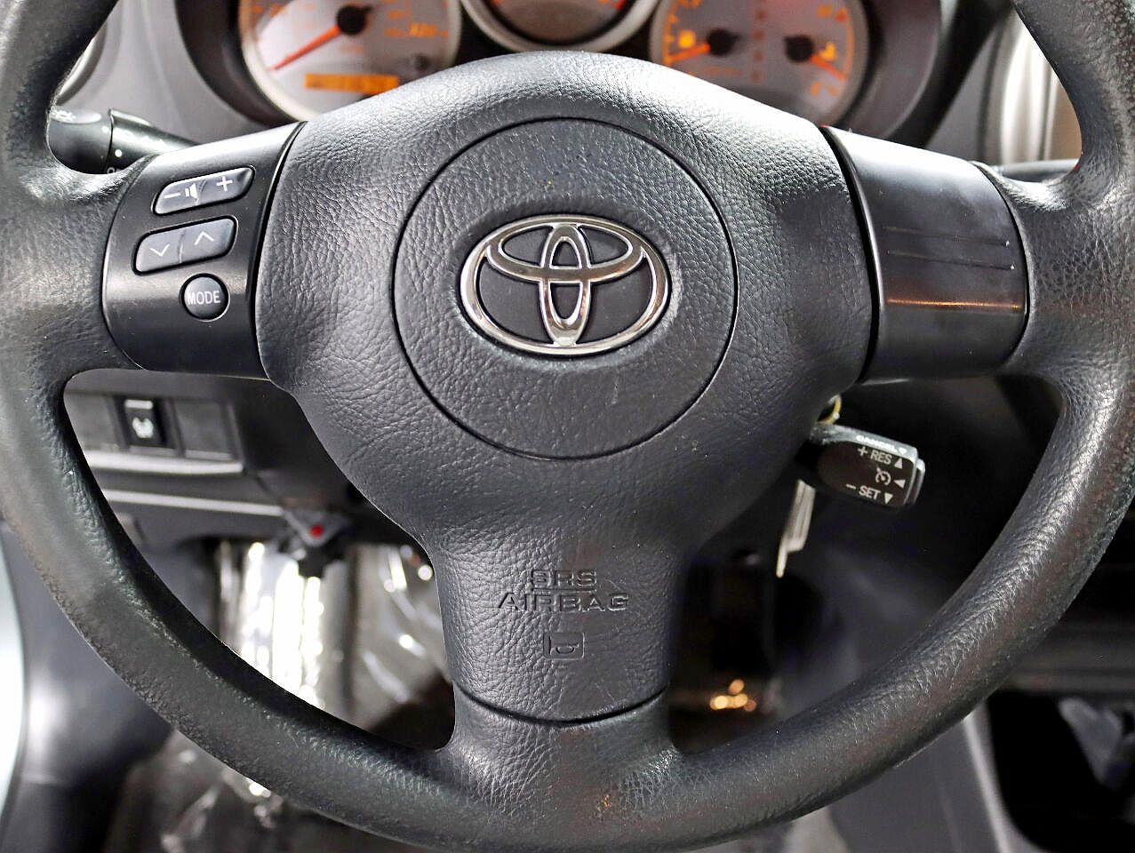 2005 Toyota RAV4 null image 12