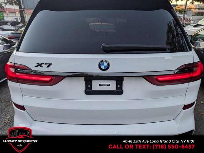 2021 BMW X7