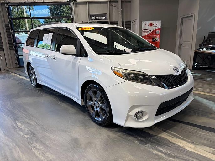2017 Toyota Sienna