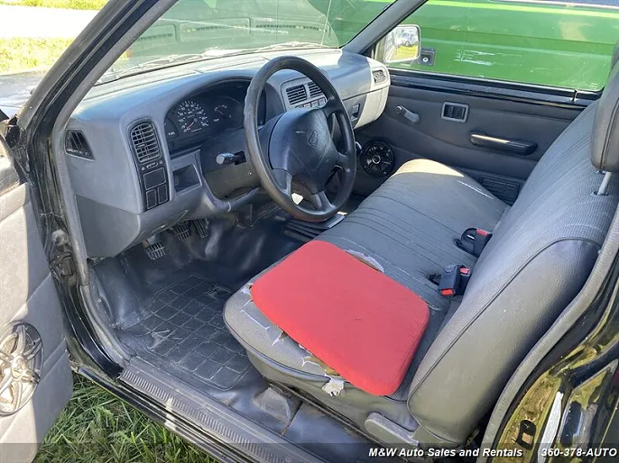 1996 Nissan Pickup