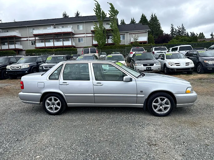 2000 Volvo S70