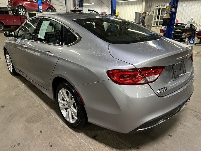 2017 Chrysler 200
