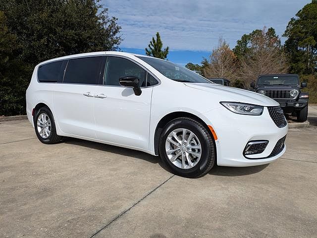 2026 Chrysler Pacifica