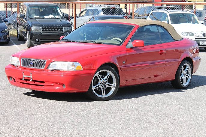 2000 Volvo C70