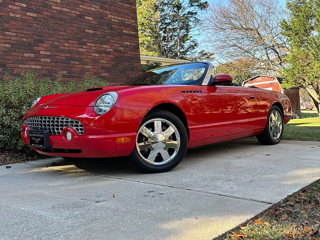 2002 Ford Thunderbird Premium image 9